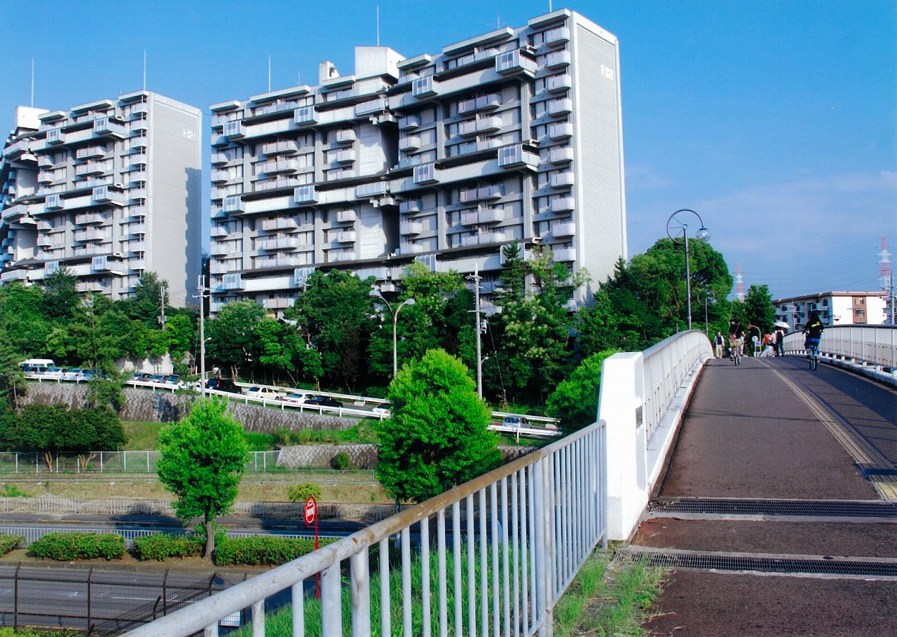 大阪府堺市南区にあるUR賃貸住宅 泉北鴨谷台三丁の周辺写真 3/16