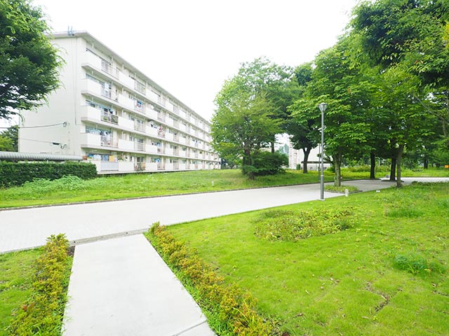 東京都東久留米市にあるUR賃貸住宅 滝山の周辺写真 2/8