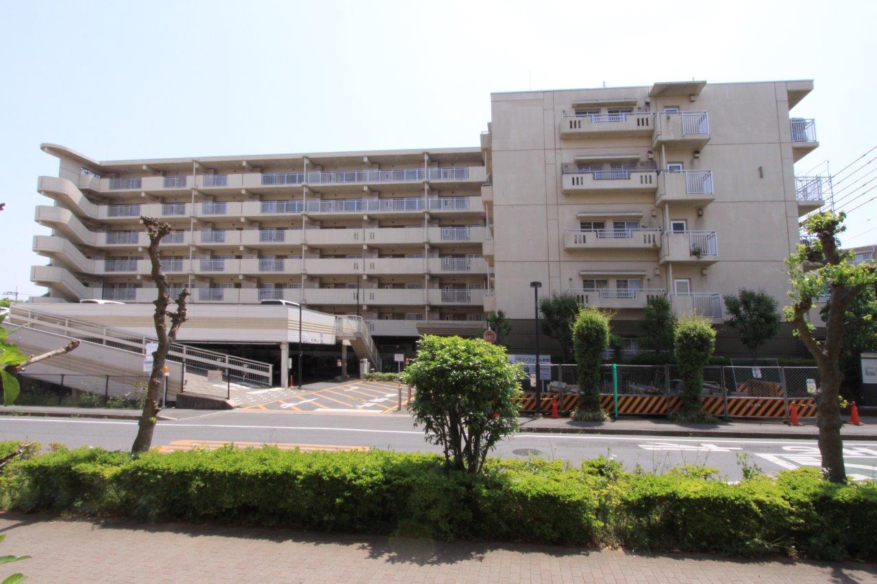 埼玉県鶴ヶ島市にあるUR賃貸住宅 コンフォール若葉の周辺写真 2/17
