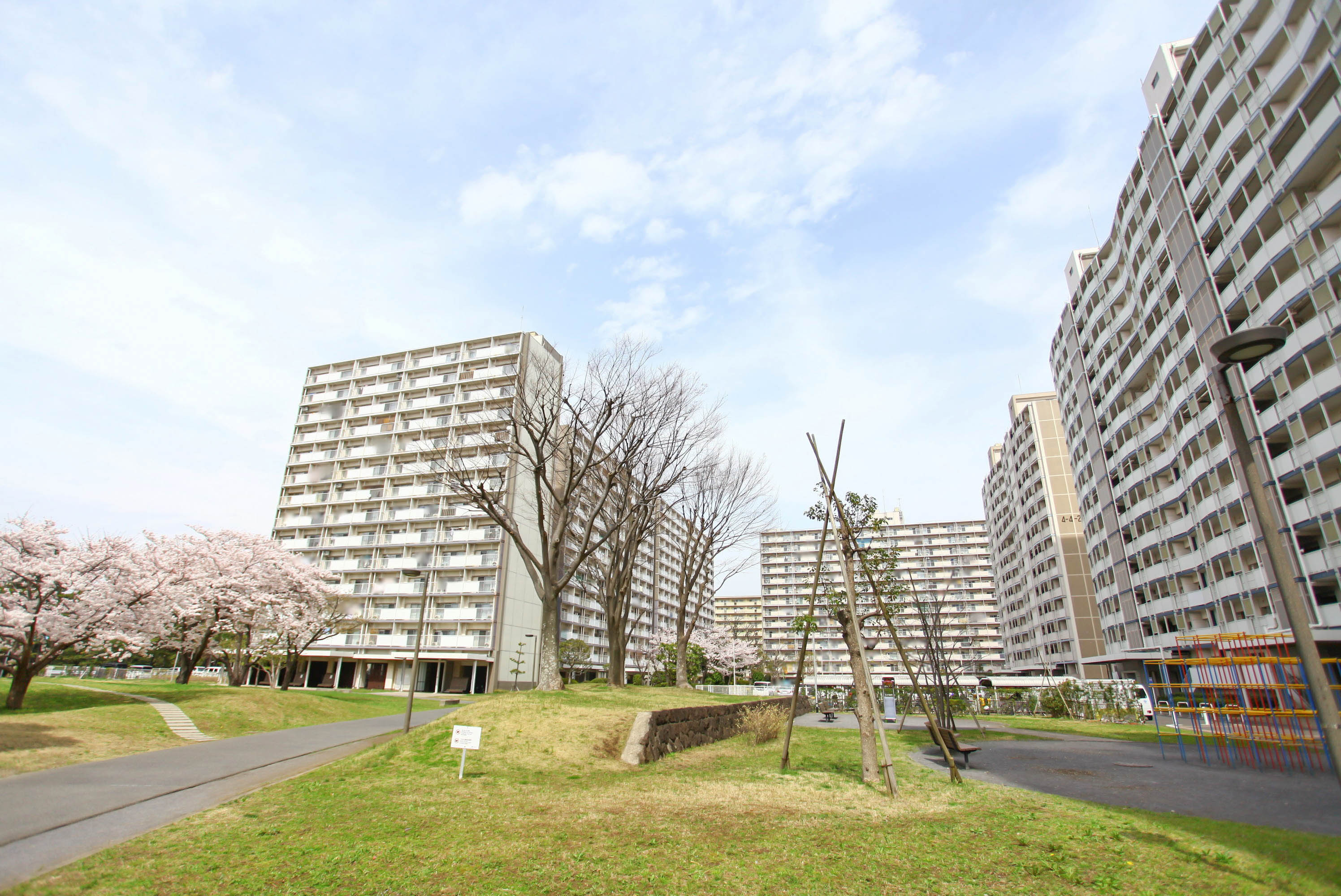 千葉県千葉市美浜区にあるUR賃貸住宅 真砂第一の周辺写真 2/10