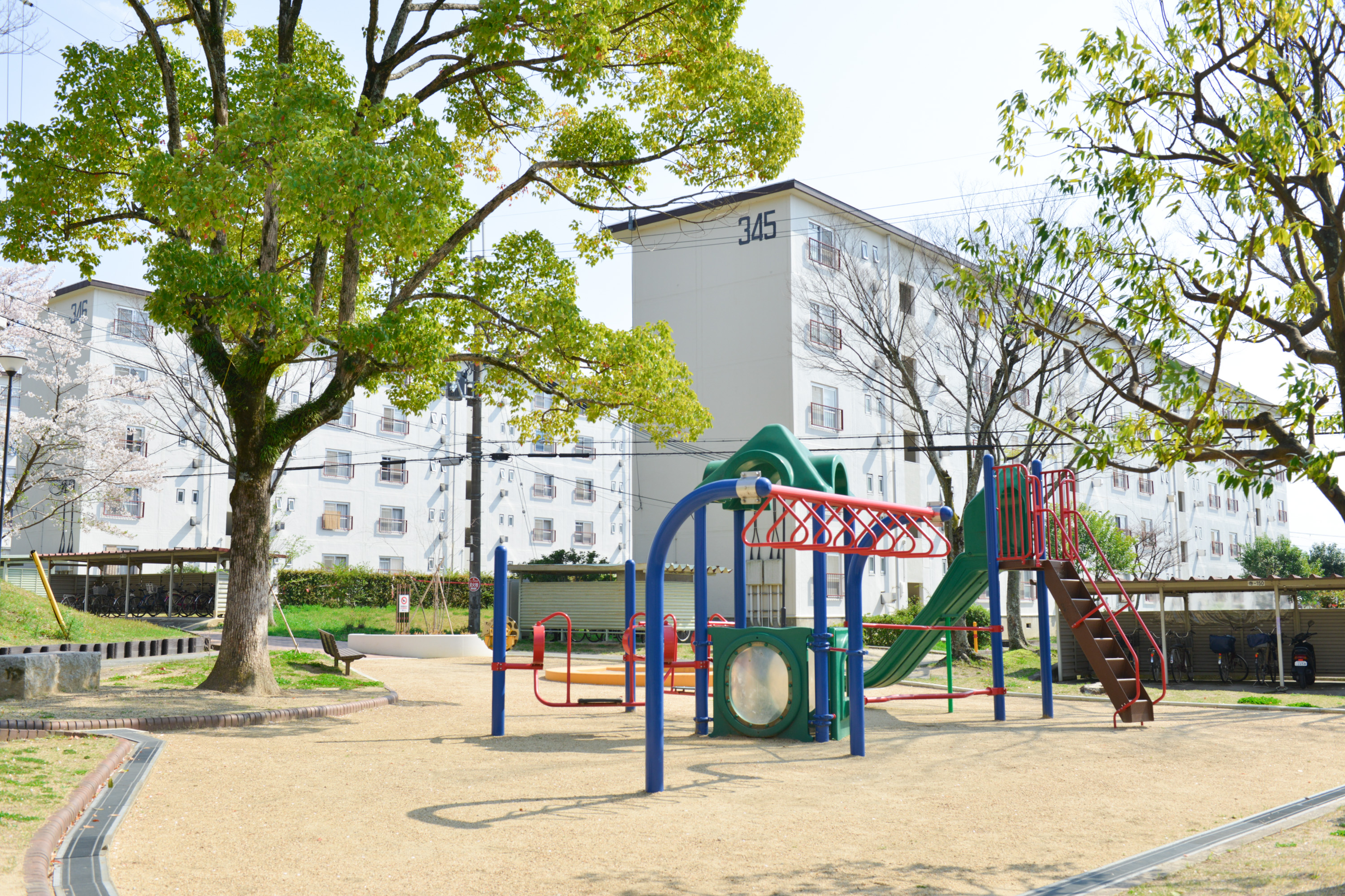 大阪府富田林市にあるUR賃貸住宅 金剛の周辺写真 2/16