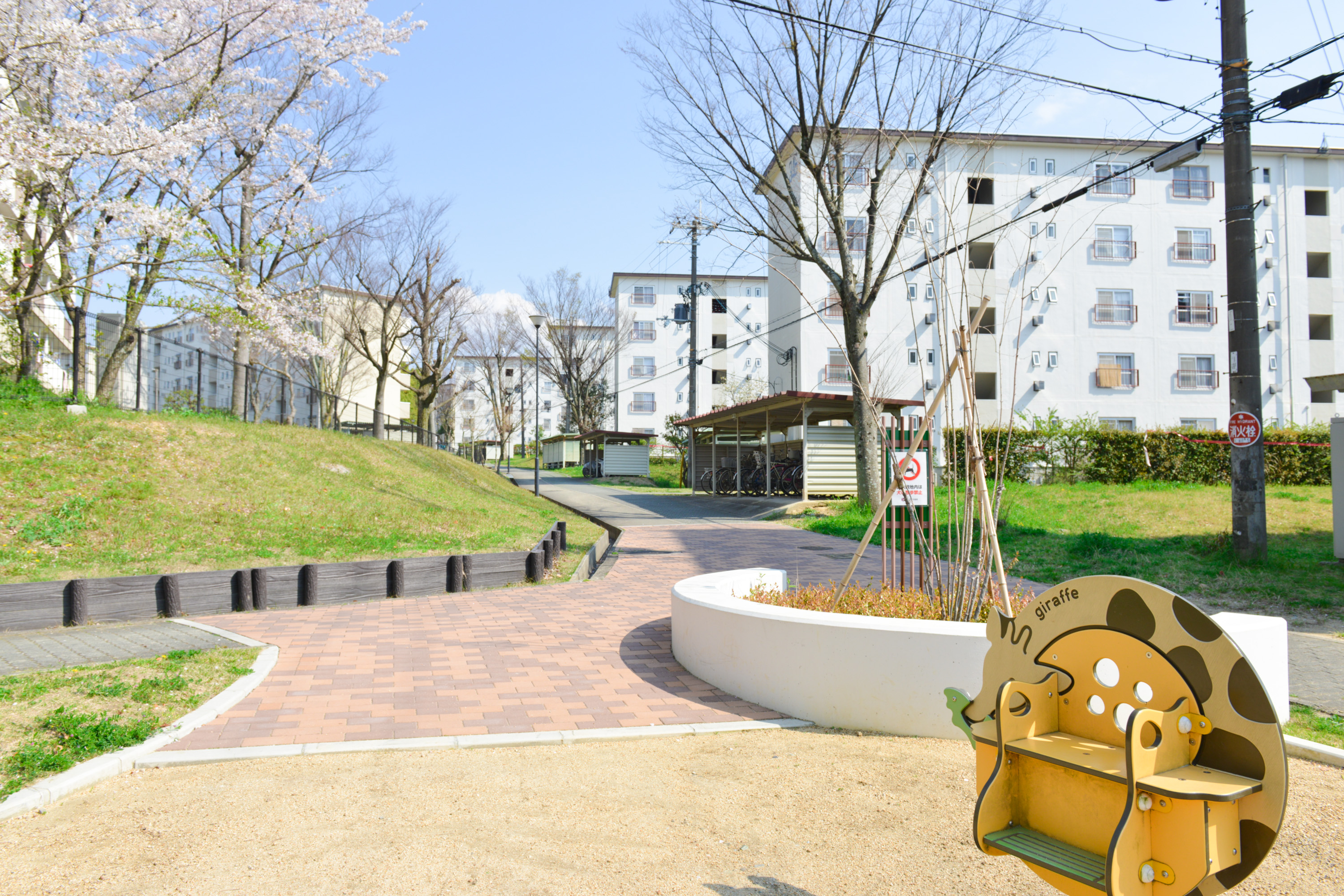 大阪府富田林市にあるUR賃貸住宅 金剛の周辺写真 3/16