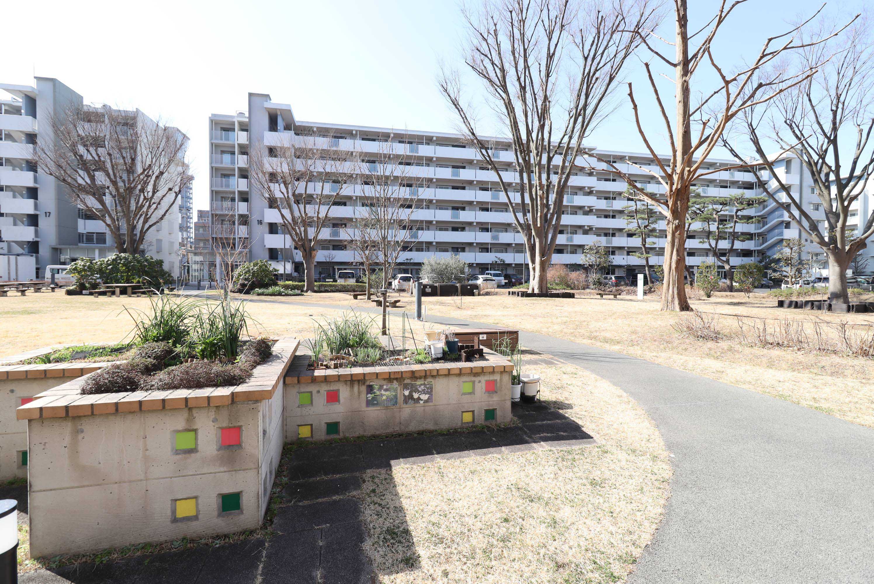 千葉県柏市にあるUR賃貸住宅 コンフォール柏豊四季台の周辺写真 2/13