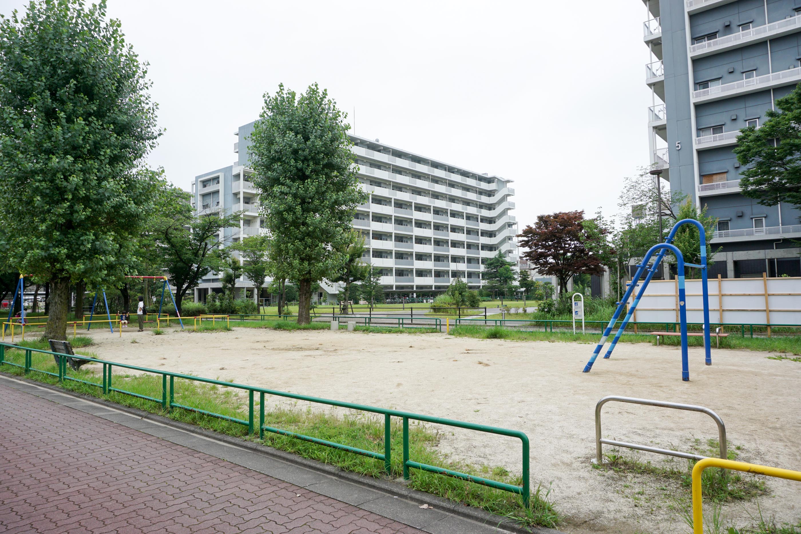東京都足立区にあるUR賃貸住宅 フレール西新井中央公園の周辺写真 4/8