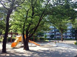 apartment 海老名市中新田2-7

住棟配置図