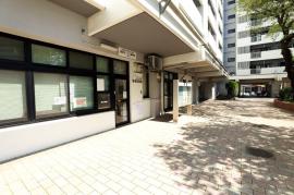 apartment 朝霞市膝折町2-9

住棟配置図