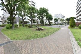 apartment 所沢市緑町4-28ほか

住棟配置図
