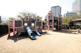 apartment 川口市飯塚2-3-3

住棟配置図