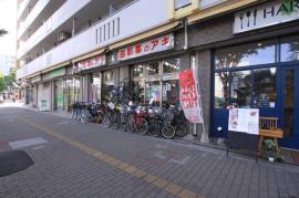 apartment 所沢市緑町1-16-9

住棟配置図