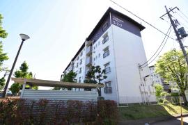 apartment 町田市鶴川5ほか

住棟配置図