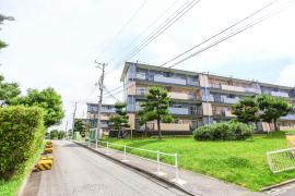 apartment 船橋市高根台3-2ほか

住棟配置図