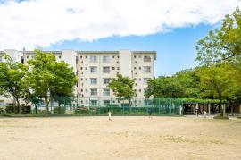apartment 高槻市牧田町1番 他

住棟配置図