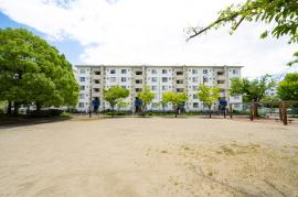 apartment 高槻市玉川二丁目

住棟配置図