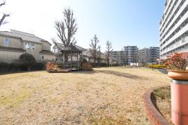 apartment 船橋市前原西6-1

住棟配置図