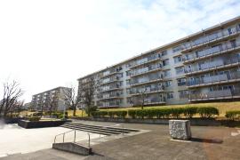 apartment 八千代市高津832-1ほか

住棟配置図