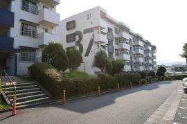 apartment 北九州市小倉南区志徳1丁目1番

住棟配置図