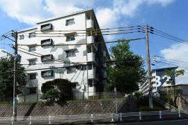 apartment 北九州市小倉南区志徳1丁目1番

住棟配置図