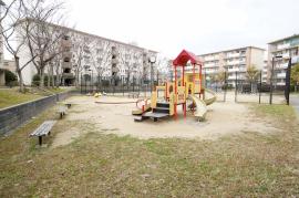 apartment 北九州市小倉南区志徳1丁目1番

住棟配置図