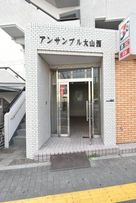 apartment 板橋区大山西町3-10

住棟配置図