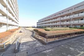 apartment 牛久市牛久町280

住棟配置図